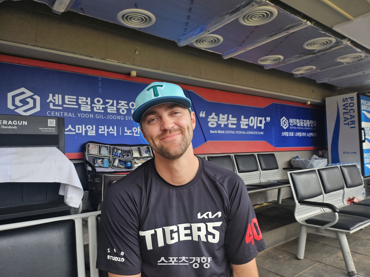KIA 제임스 네일이 지난 18일 광주-기아챔피언스필드에서 인터뷰 하고 있다. 광주 | 김은진 기자